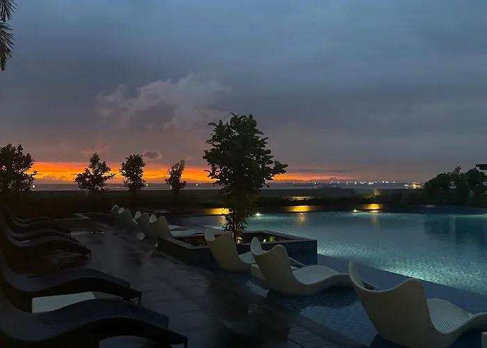 Panoramic Landscape And Seaview, 2br, Near Airport, 8m 4* Manila