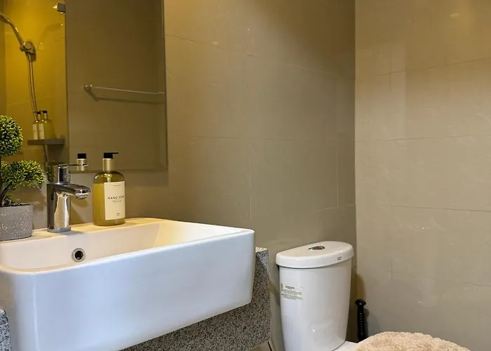 Aparthotel Panoramic Landscape And Seaview, 2br, Near Airport, 8m 4*